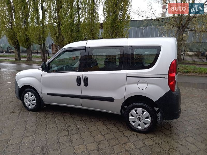 Минивэн Opel Combo 2014 в Черкассах