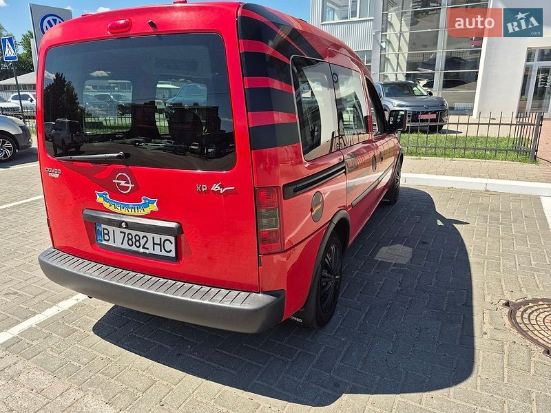 Мінівен Opel Combo 2010 в Полтаві