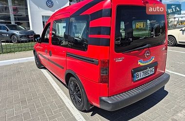 Мінівен Opel Combo 2010 в Полтаві
