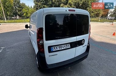 Вантажний фургон Opel Combo 2015 в Харкові фото 2 Вантажний фургон Opel Combo 2015 в Харкові