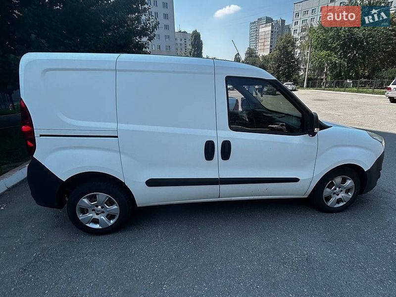Вантажний фургон Opel Combo 2015 в Харкові фото 4 Вантажний фургон Opel Combo 2015 в Харкові