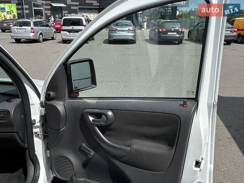 Грузовой фургон Opel Combo 2007 в Киеве