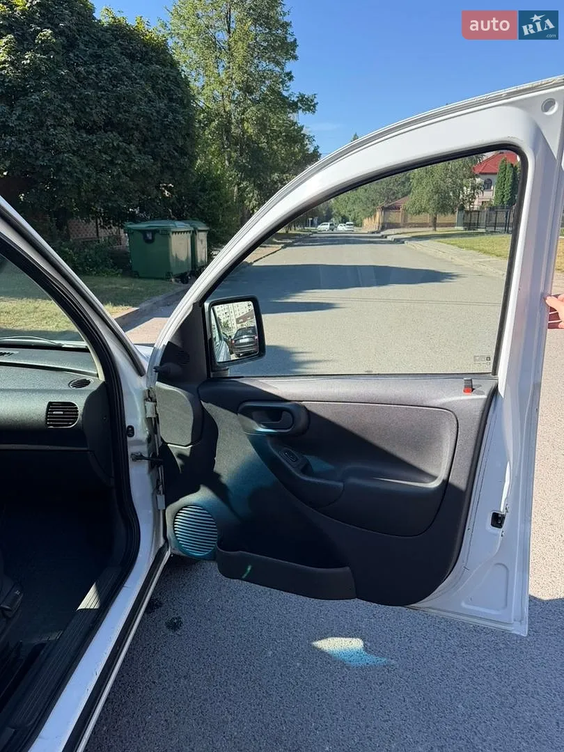 2010 Opel Combo - мініатюра 8