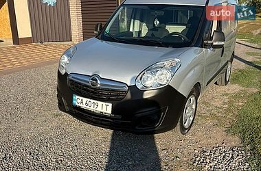 Вантажний фургон Opel Combo 2012 в Черкасах