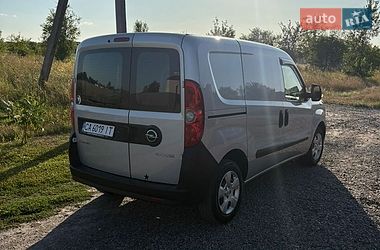 Вантажний фургон Opel Combo 2012 в Черкасах