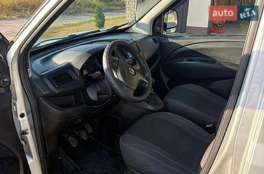 Вантажний фургон Opel Combo 2012 в Черкасах