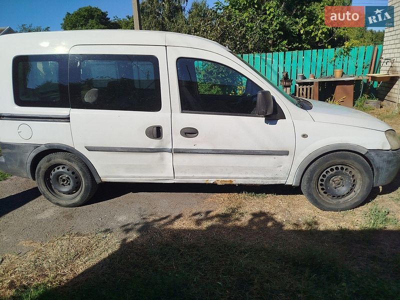 Мінівен Opel Combo 2005 в Кременчуці