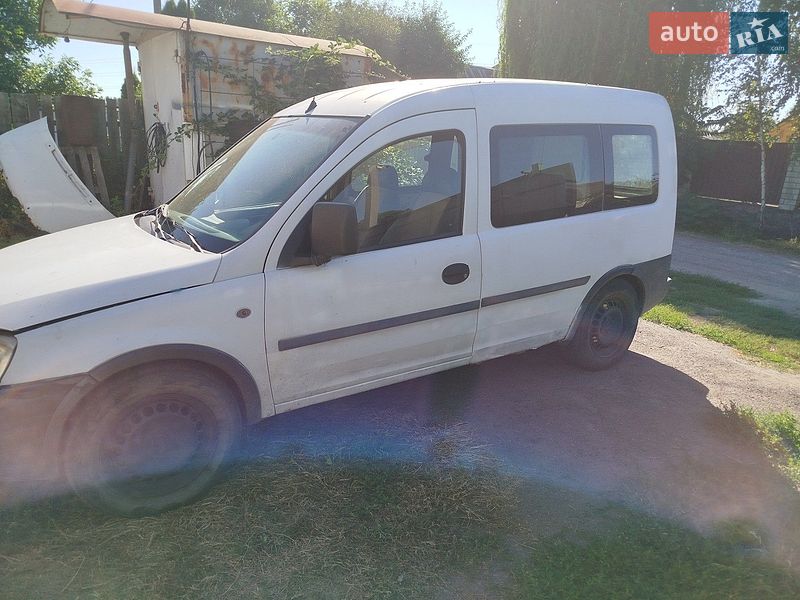 Мінівен Opel Combo 2005 в Кременчуці