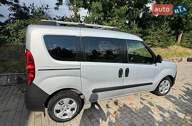 Мінівен Opel Combo 2015 в Житомирі