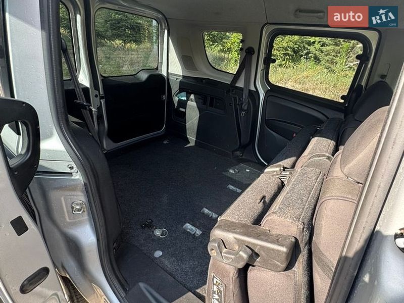 Мінівен Opel Combo 2015 в Житомирі