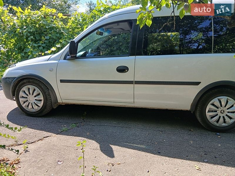 Мінівен Opel Combo 2007 в Калуші фото 4 Мінівен Opel Combo 2007 в Калуші