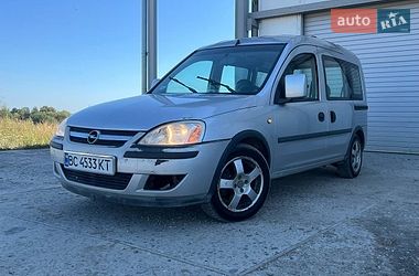 Минивэн Opel Combo 2006 в Дрогобыче
