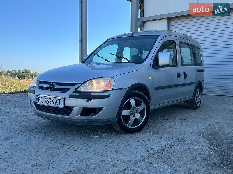 Минивэн Opel Combo 2006 в Дрогобыче