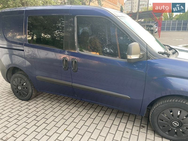 Грузовой фургон Opel Combo 2015 в Белой Церкви