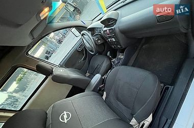 Мінівен Opel Combo 2005 в Тернополі фото 5 Мінівен Opel Combo 2005 в Тернополі