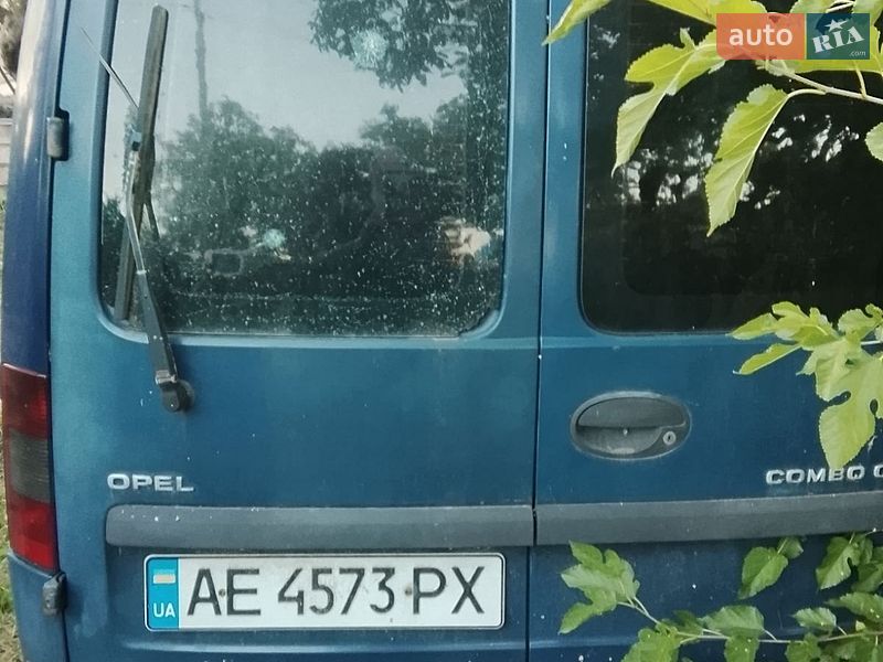 Минивэн Opel Combo 2005 в Днепре