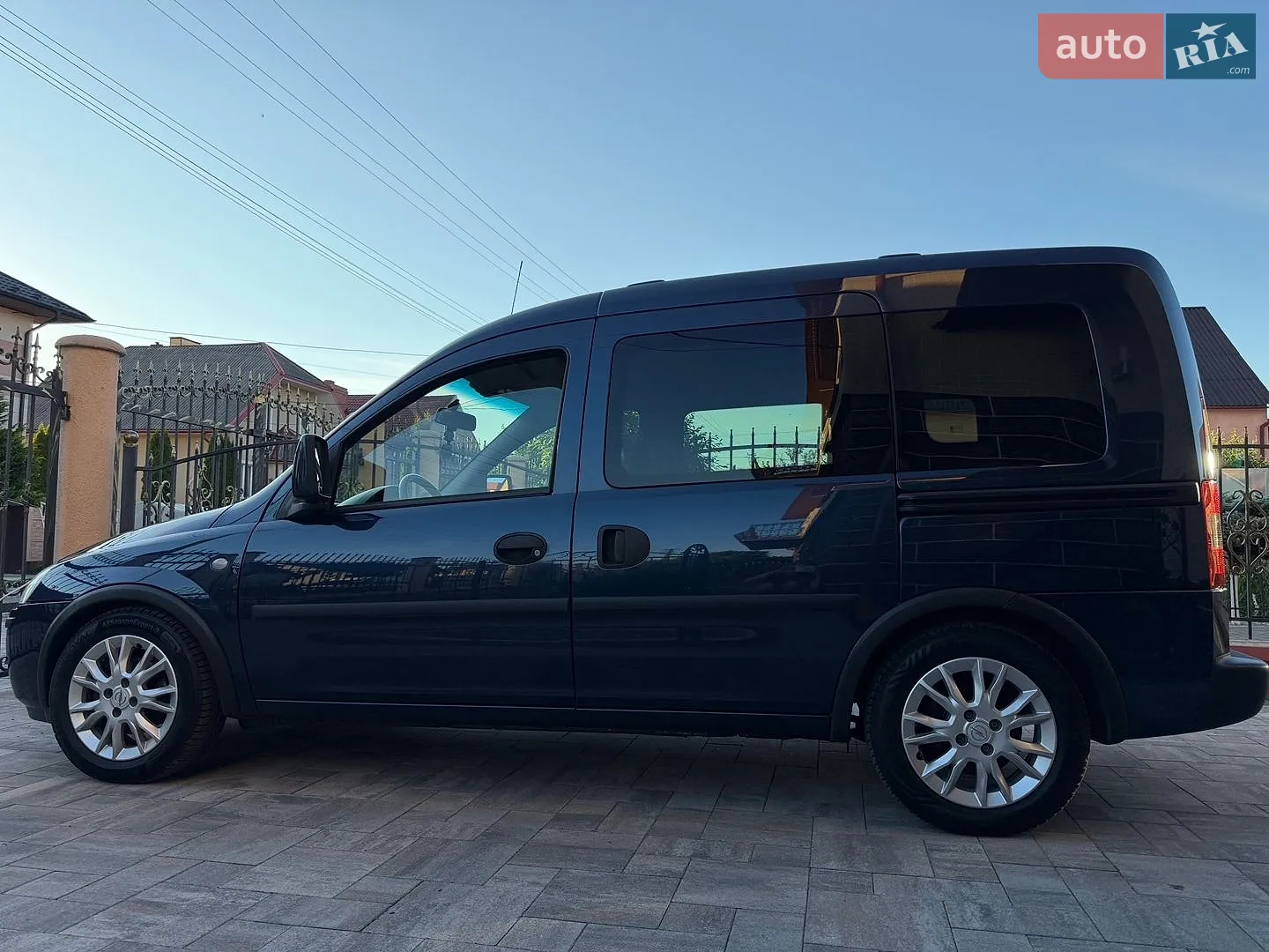 2010 Opel Combo - мініатюра 17