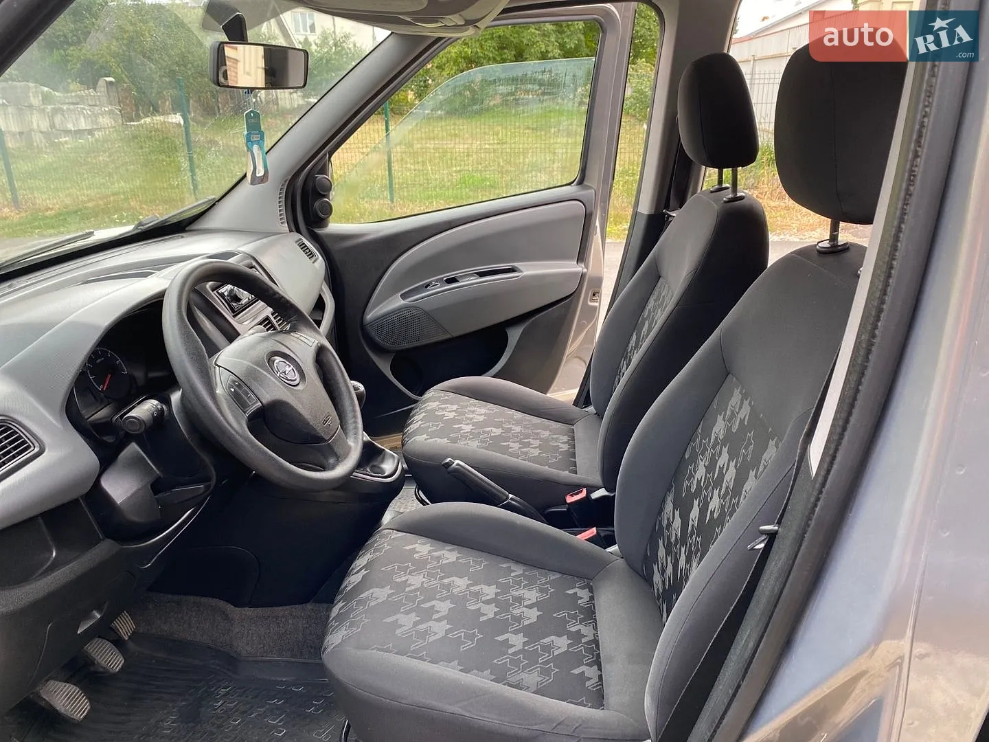 2011 Opel Combo - мініатюра 9