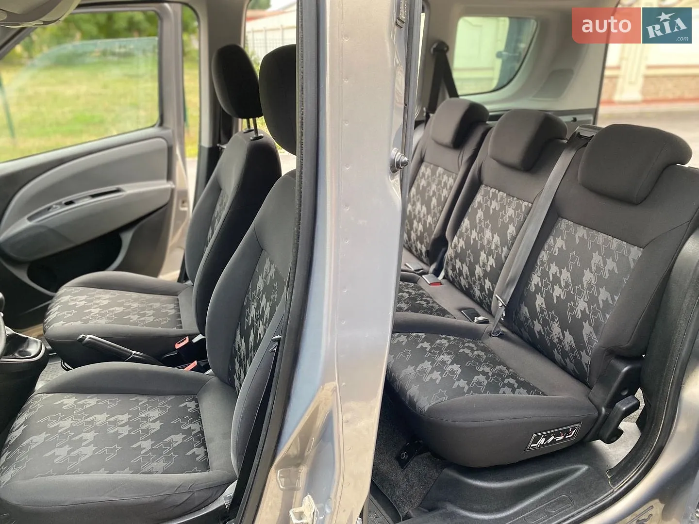 2011 Opel Combo - мініатюра 12