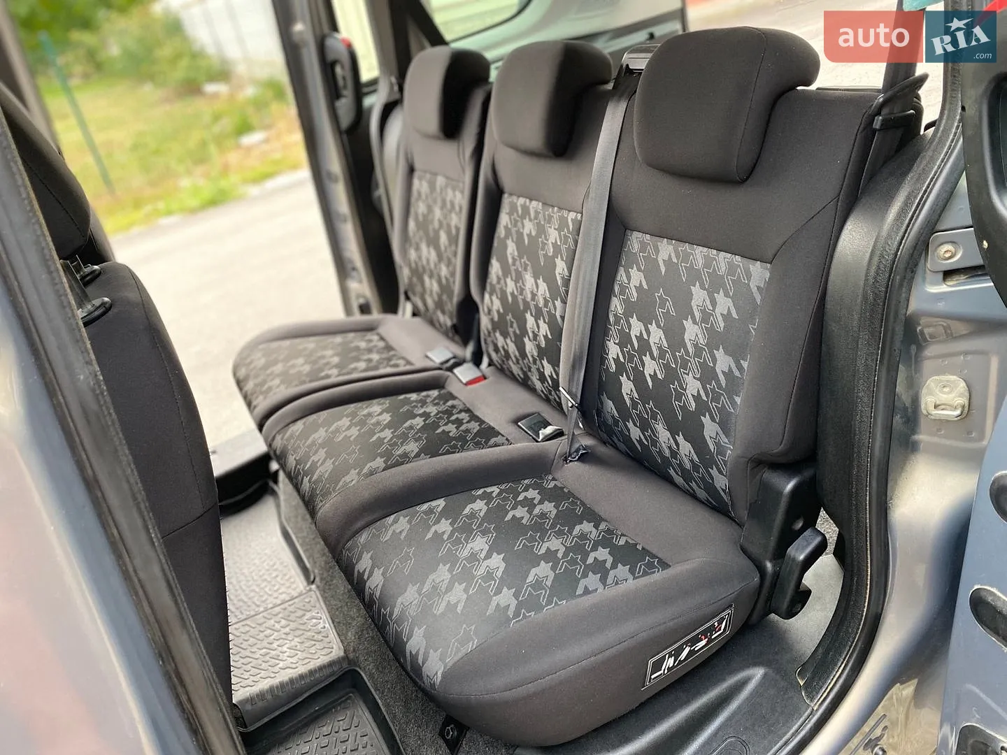 2011 Opel Combo - мініатюра 16