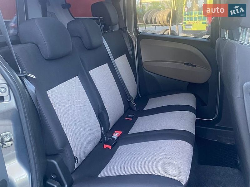 Мінівен Opel Combo 2012 в Києві