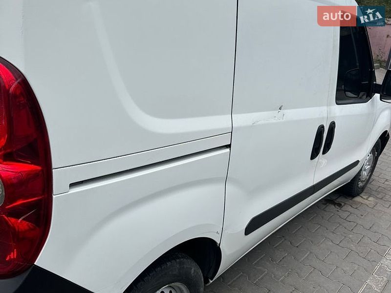 2016 Opel Combo, VIN W0L6ZYL11G9588239:plate — фото 1 (autoria)