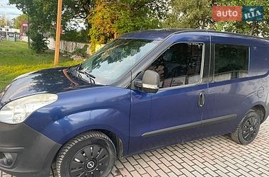 Вантажний фургон Opel Combo 2015 в Білій Церкві