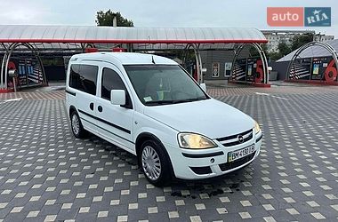 Минивэн Opel Combo 2009 в Полтаве