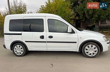 Мінівен Opel Combo 2006 в Теофіполі