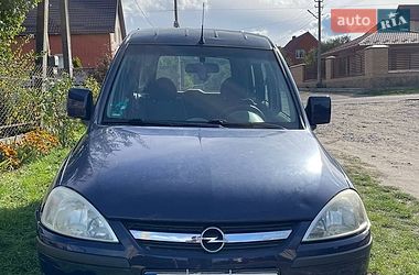 Минивэн Opel Combo 2006 в Киверцах