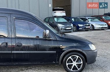 Минивэн Opel Combo 2006 в Львове