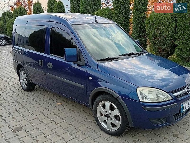 Минивэн Opel Combo 2009 в Черновцах