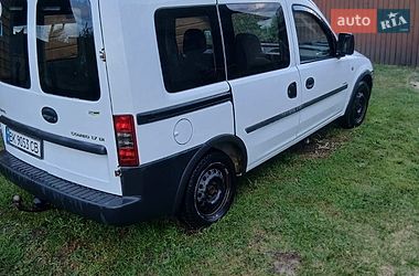 Минивэн Opel Combo 2002 в Сарнах