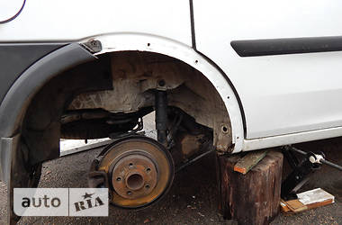 Грузопассажирский фургон Opel Combo 2006 в 