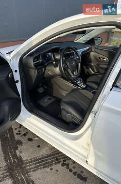 Хэтчбек Opel Corsa-e 2020 в 