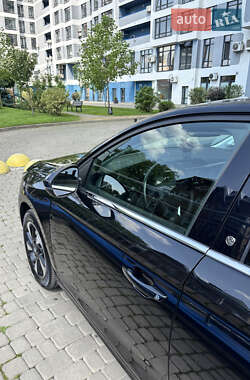 Хэтчбек Opel Corsa-e 2022 в 