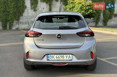 Хэтчбек Opel Corsa-e 2021 в 