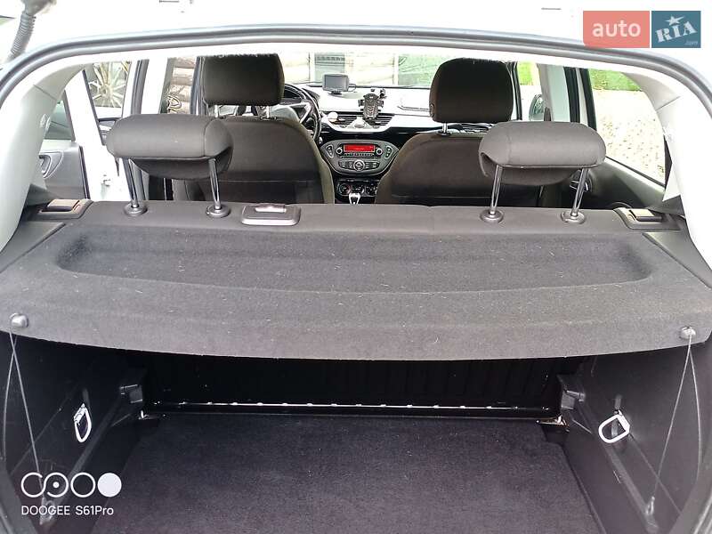 Хетчбек Opel Corsa-e 2016 в Снятині