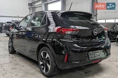 Хэтчбек Opel Corsa-e 2023 в 
