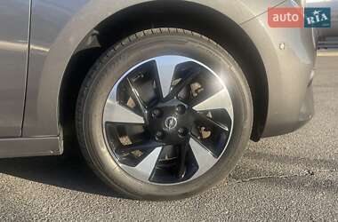 Хэтчбек Opel Corsa-e 2020 в 