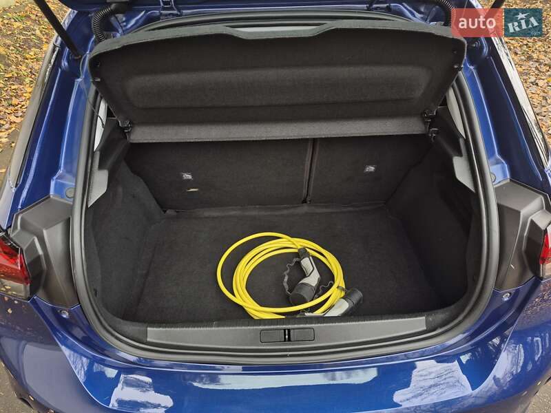 Хетчбек Opel Corsa-e 2021 в Львові