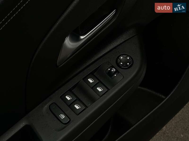 Хэтчбек Opel Corsa-e 2020 в Львове