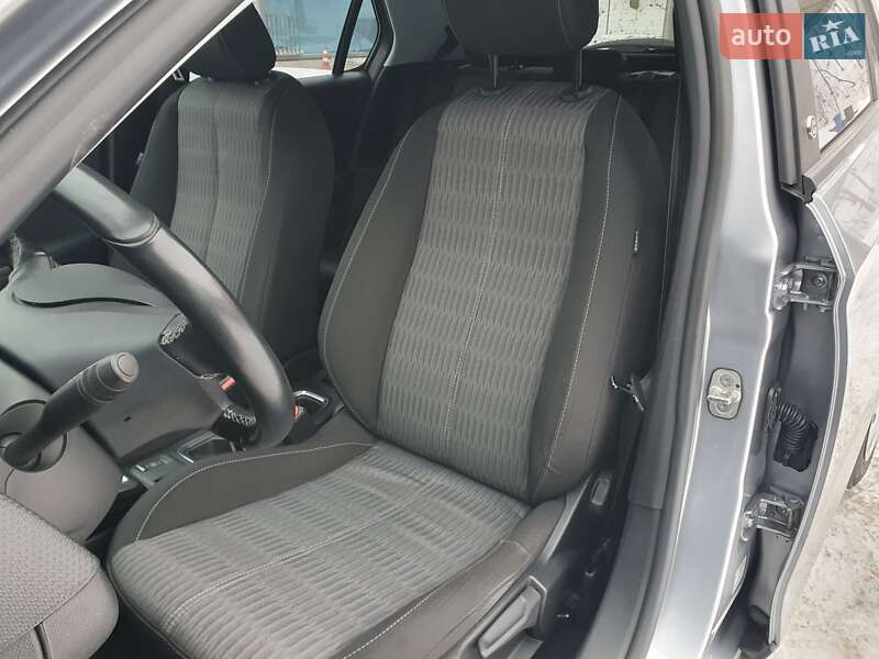 Хэтчбек Opel Corsa-e 2022 в Киеве