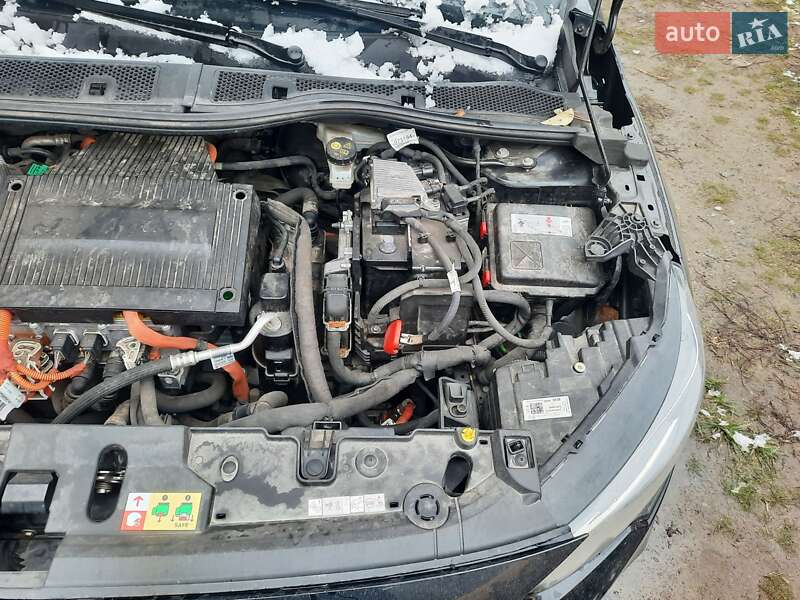 Хэтчбек Opel Corsa-e 2020 в Павлограде