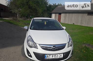 Купе Opel Corsa 2012 в Ивано-Франковске