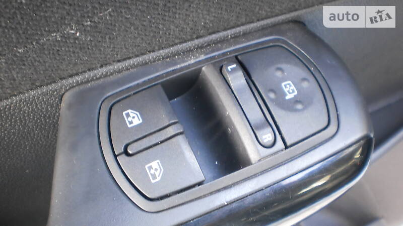 Хетчбек Opel Corsa 2009 в Слов'янську