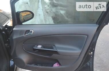 Хетчбек Opel Corsa 2009 в 