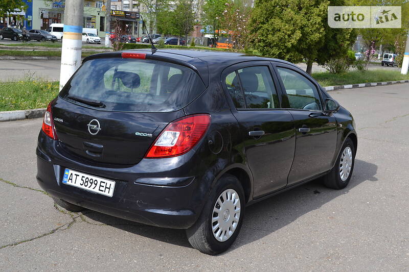 Хетчбек Opel Corsa 2009 в Калуші