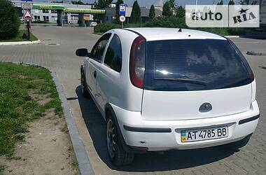 Хетчбек Opel Corsa 2004 в 