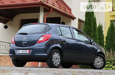 Хетчбек Opel Corsa 2007 в 